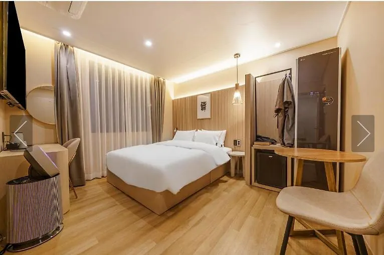 Brown Dot Hotel Yeonsan Busan